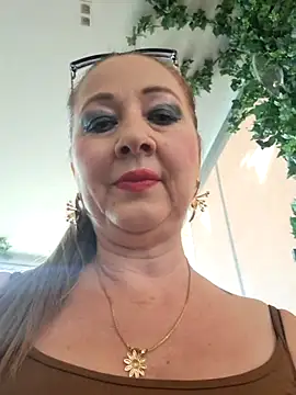 عرض كام suzanara