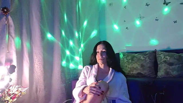 ElysaSun Show in webcam