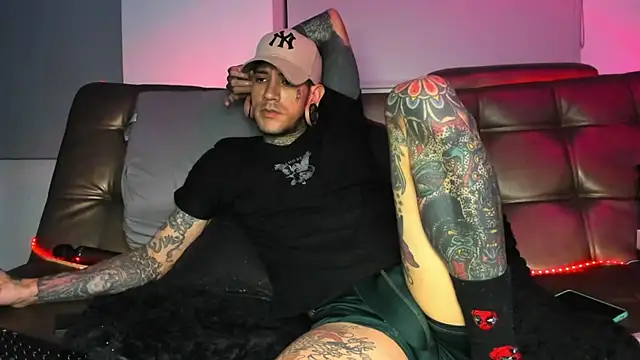 jhonny__ackermann Webbikameraesitys