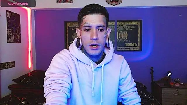 jhonny__ackermann Webbikameraesitys