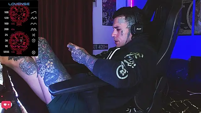 Show modela jhonny__ackerman na web-kameri