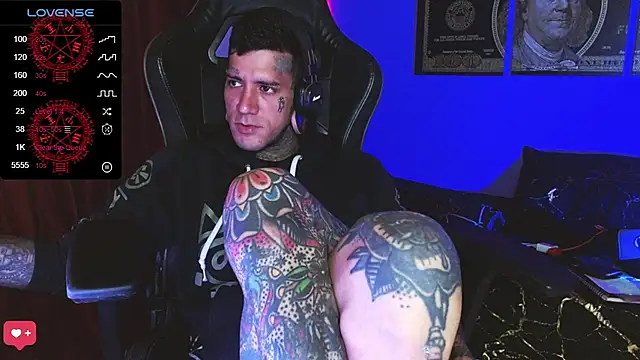 jhonny__ackerman Adlı Modelin Canlı XXX Sohbeti