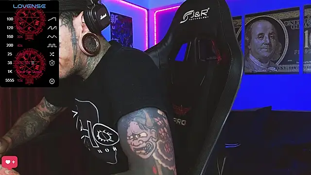 jhonny__ackerman: вебкам-шоу