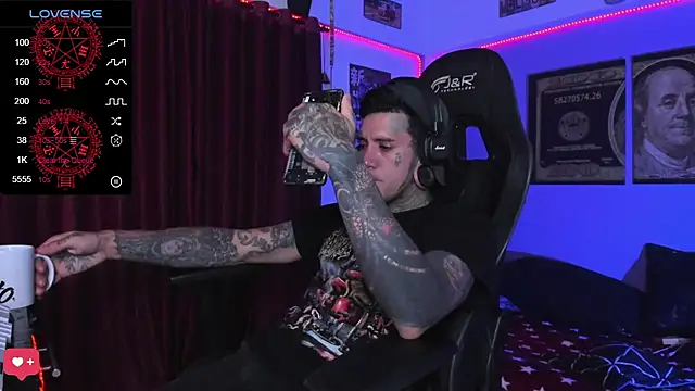 XXX chat uživo modela jhonny__ackerman