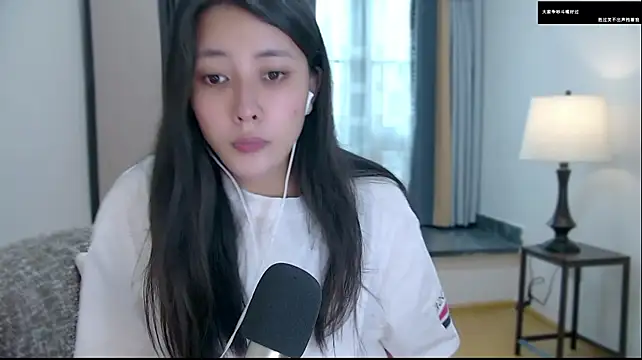 Sylvia- 网络视讯表演