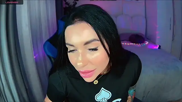 XXX chat uživo modela cokeyspeed69