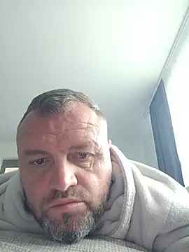 Adry1986's Live XXX Chat