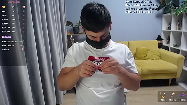 Tomguys webcam show
