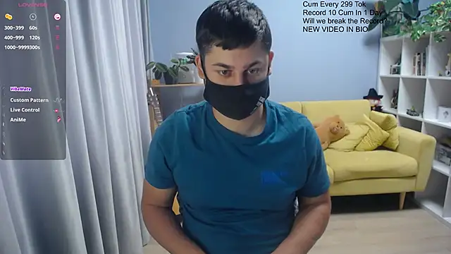Онлайн чат XXX Tomguys