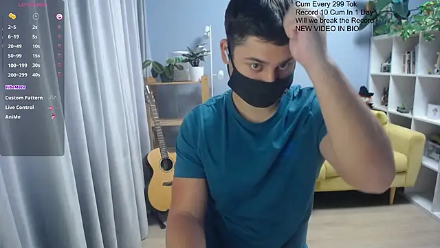 Tomguys' Live XXX Chat