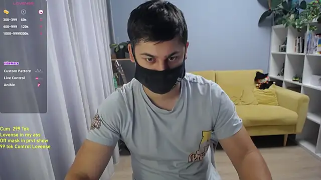 צ'אט XXX בשידור חי של Tomguys