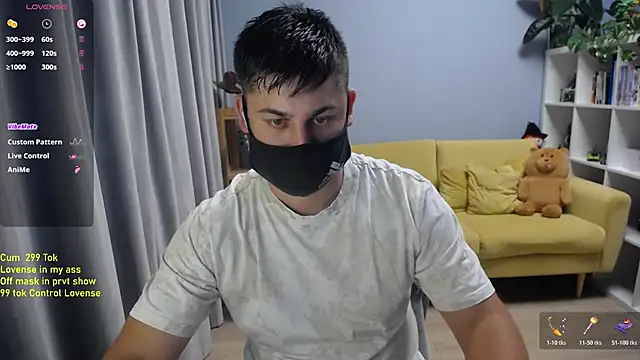 Tomguys Show in webcam
