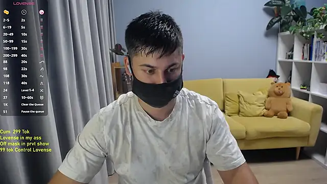 Tomguys Pertunjukan Webcam