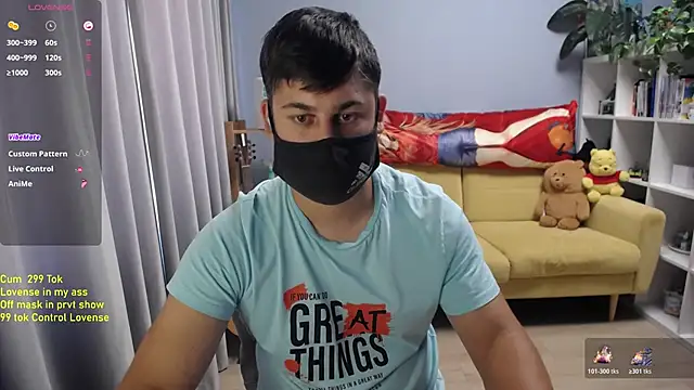 Tomguys Show in webcam