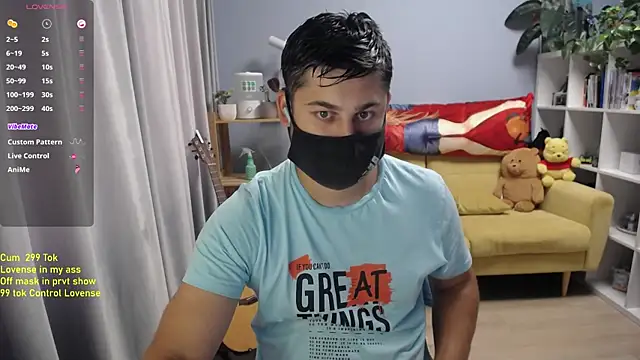 Show modela Tomguys na web-kameri