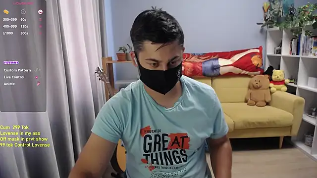 הופעת וובקאם של Tomguys