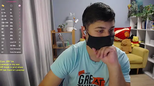 Tomguys webkamerás műsora