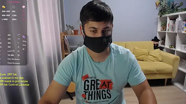 Tomguys 现场XXX聊天