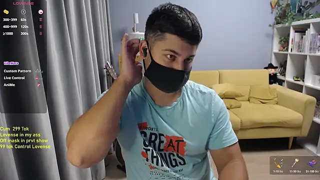 XXX chat uživo modela Tomguys