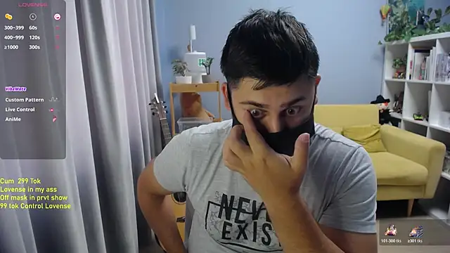 Živý XXX chat Tomguys