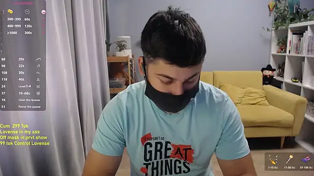 Tomguys élő XXX-chatje