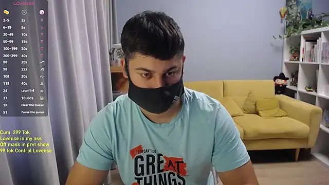 Show modela Tomguys na web-kameri