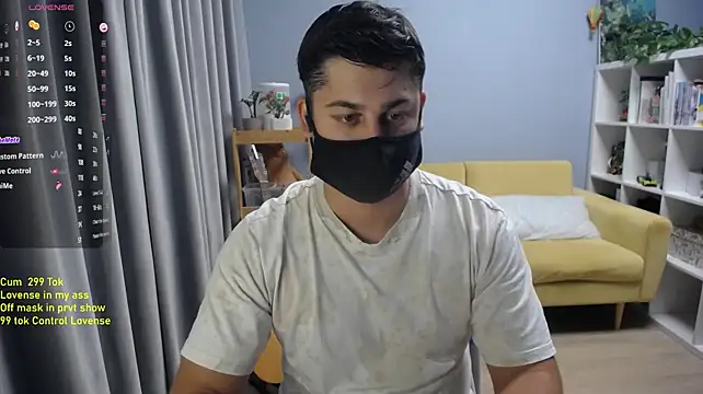 Tomguys webcam show