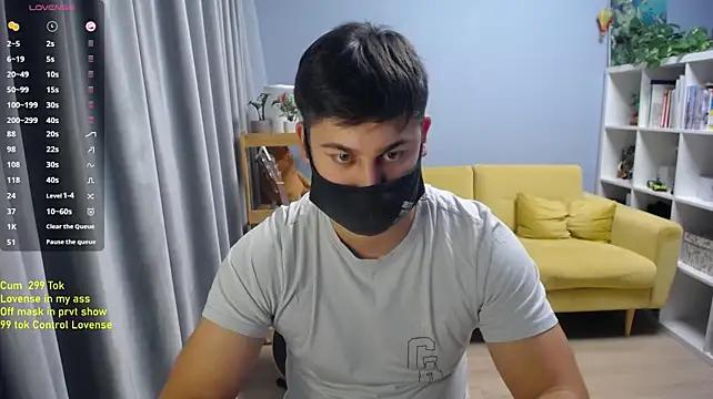 Tomguys Show in webcam