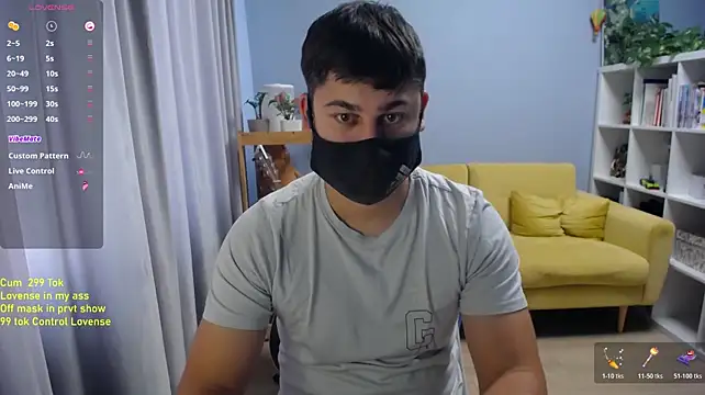 Tomguys Show in webcam