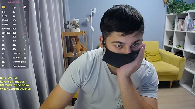 Show modela Tomguys na web-kameri