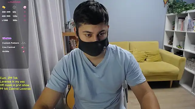 Tomguys Pertunjukan Webcam