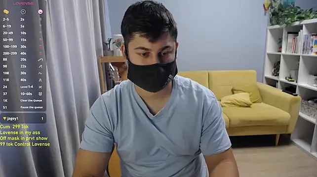 Tomguys webkamerás műsora