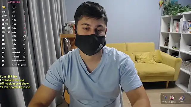 Tomguys Show in webcam