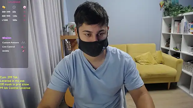 Show modela Tomguys na web-kameri
