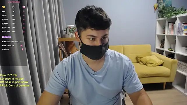 הופעת וובקאם של Tomguys