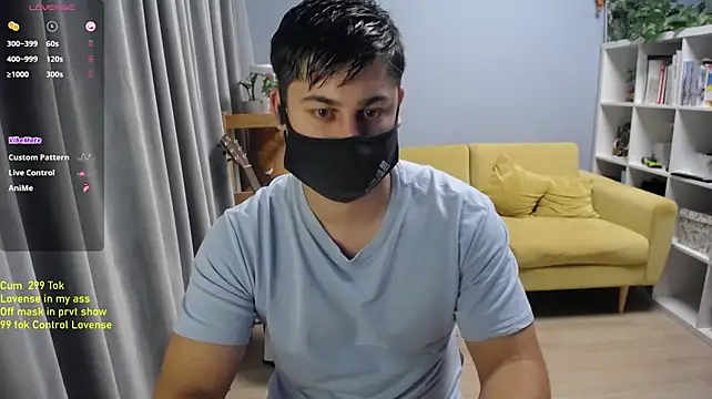 Show modela Tomguys na web-kameri