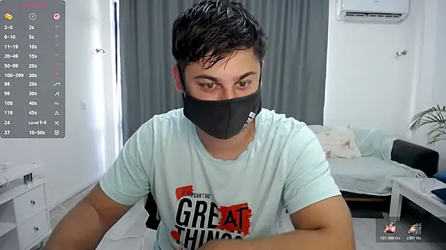 Tomguys Chat XXX in diretta