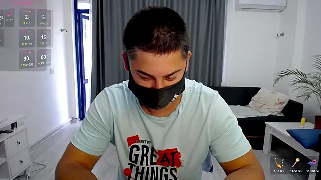 הופעת וובקאם של Tomguys