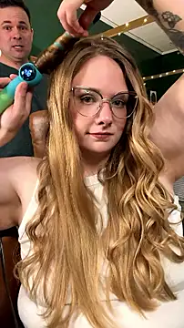thatcutegirlwtheglassesn Webbikameraesitys