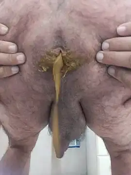 Show modela juandi21cm na web-kameri