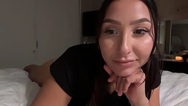 lustfulsmiles' Live XXX Chat