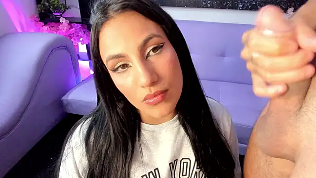 brianna_sexy00 Adlı Modelin Web Kamerası Şovu