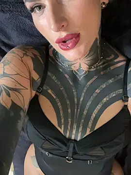 KathaleaNoir's Webcam Show