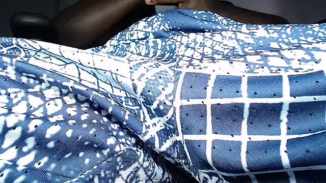 MAXJONES_2 webcam show