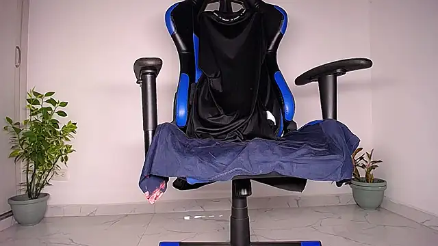 MAXJONES_2n Webbikameraesitys