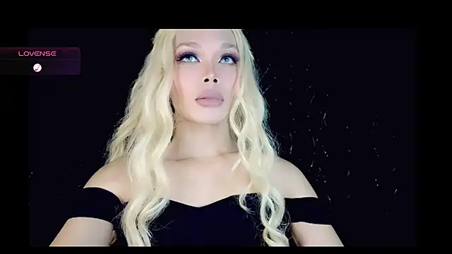 PRETTY_BIGCOCK1n Webbikameraesitys