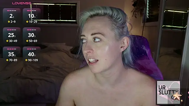 ursluttygf webcam show