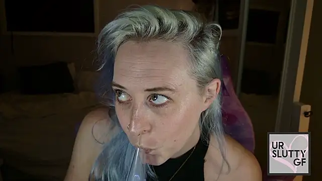 ursluttygf Chat XXX in diretta