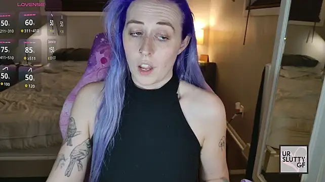 ursluttygf Show in webcam