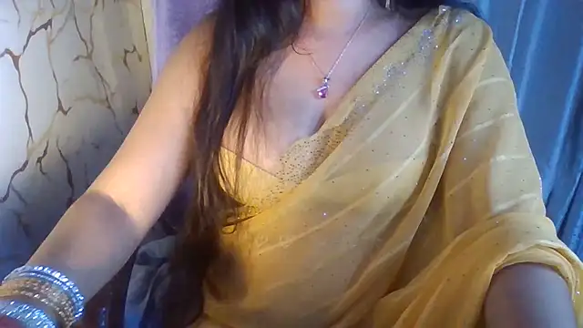 Chat XXX ao vivo de Yashika_Love_